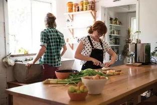 腌菜夫妇邻居爆料视频在线观看,揭秘真实生活点滴 第3张 腌菜夫妇邻居爆料视频在线观看,揭秘真实生活点滴 第3张